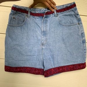 Billblass vintage high-waist denim shorts
